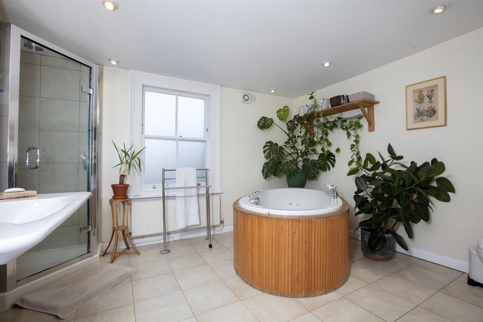 House - Semi-Detached For Sale in Ashbourne Grove, East Dulwich, SE22 1160 view29