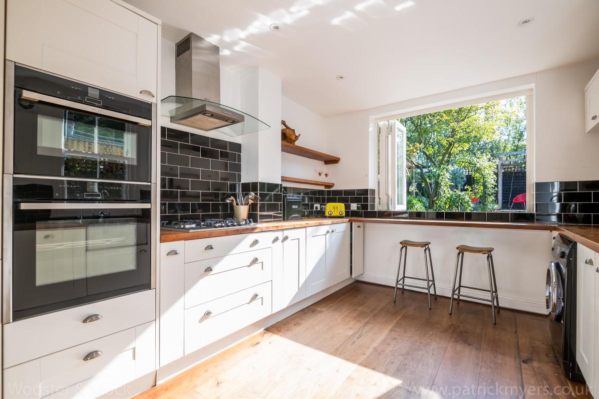 House - Terraced Sold in Athenlay Road, Peckham, SE15 866 view16