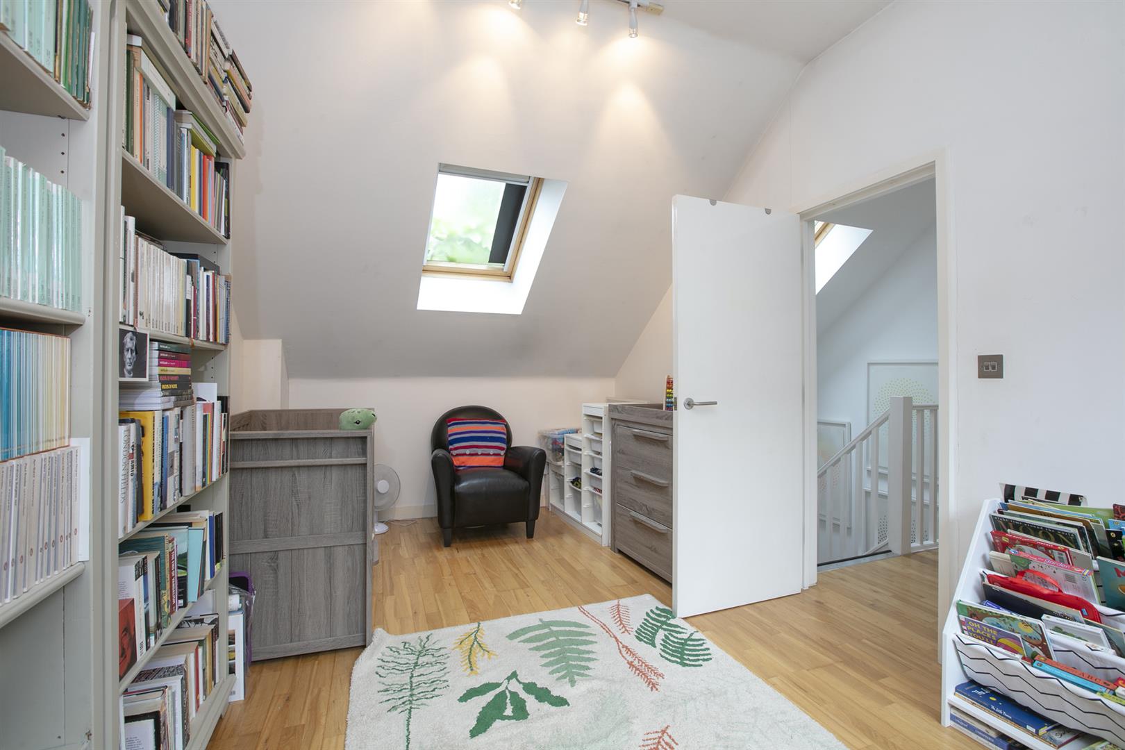 House - Terraced For Sale in Bushey Hill Road, Camberwell, SE5 851 view11