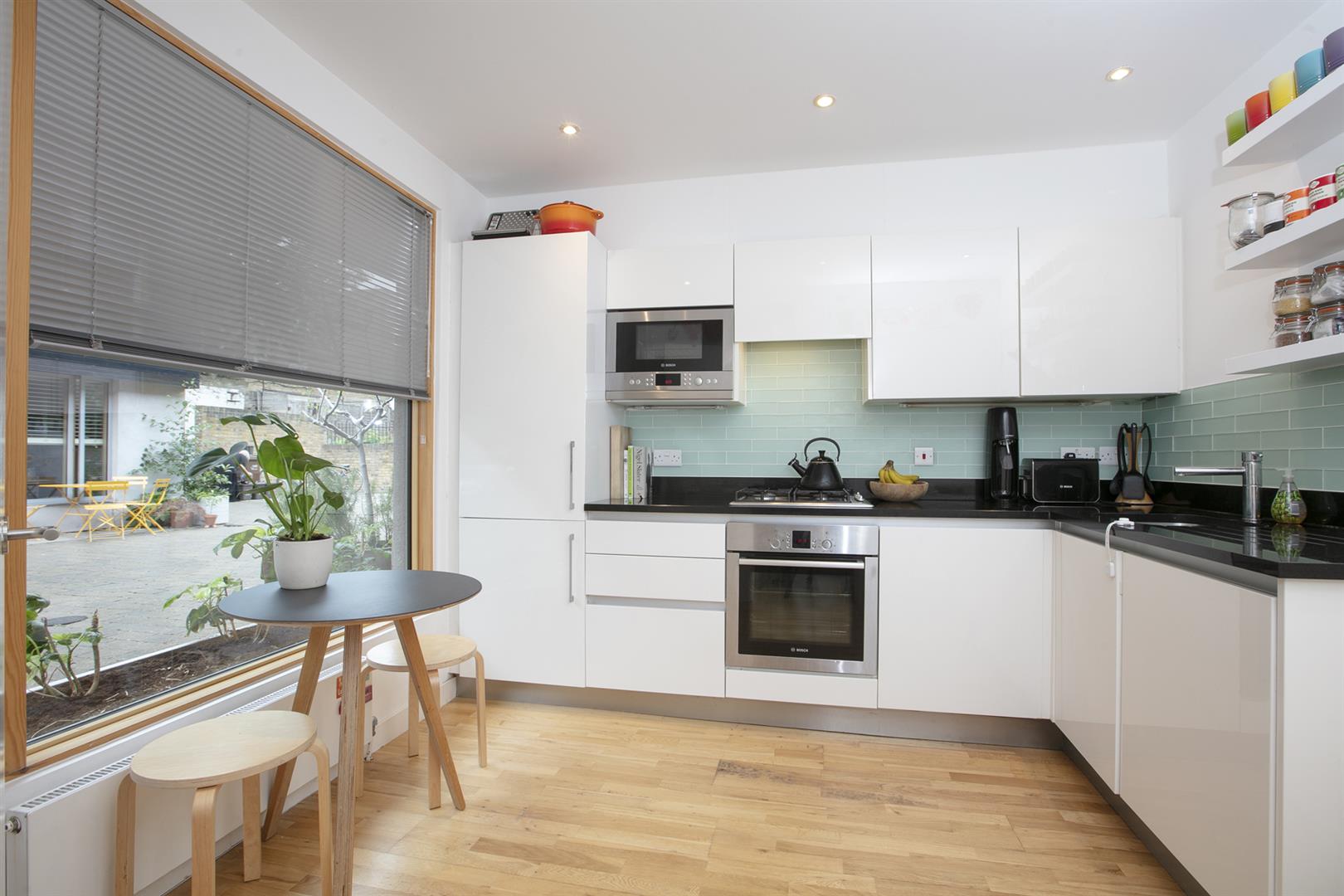 House - Terraced For Sale in Bushey Hill Road, Camberwell, SE5 851 view7