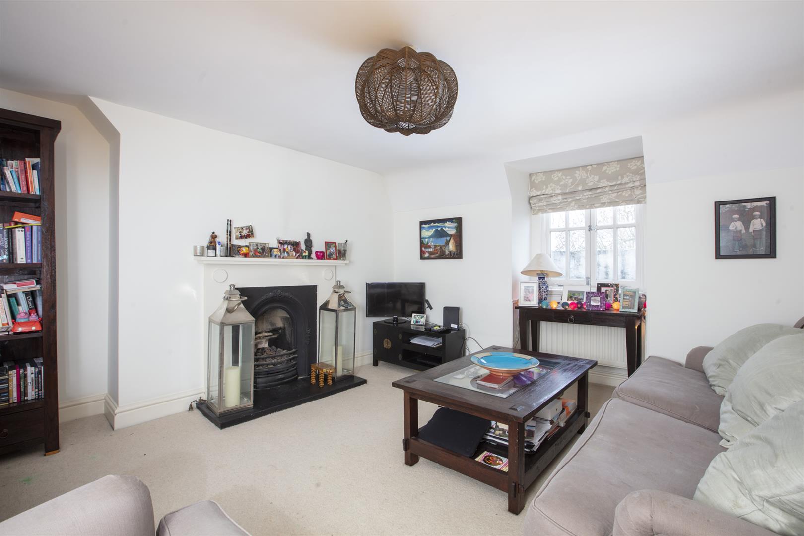 Flat - Conversion For Sale in Camberwell Grove, Camberwell, SE5 1020 view2
