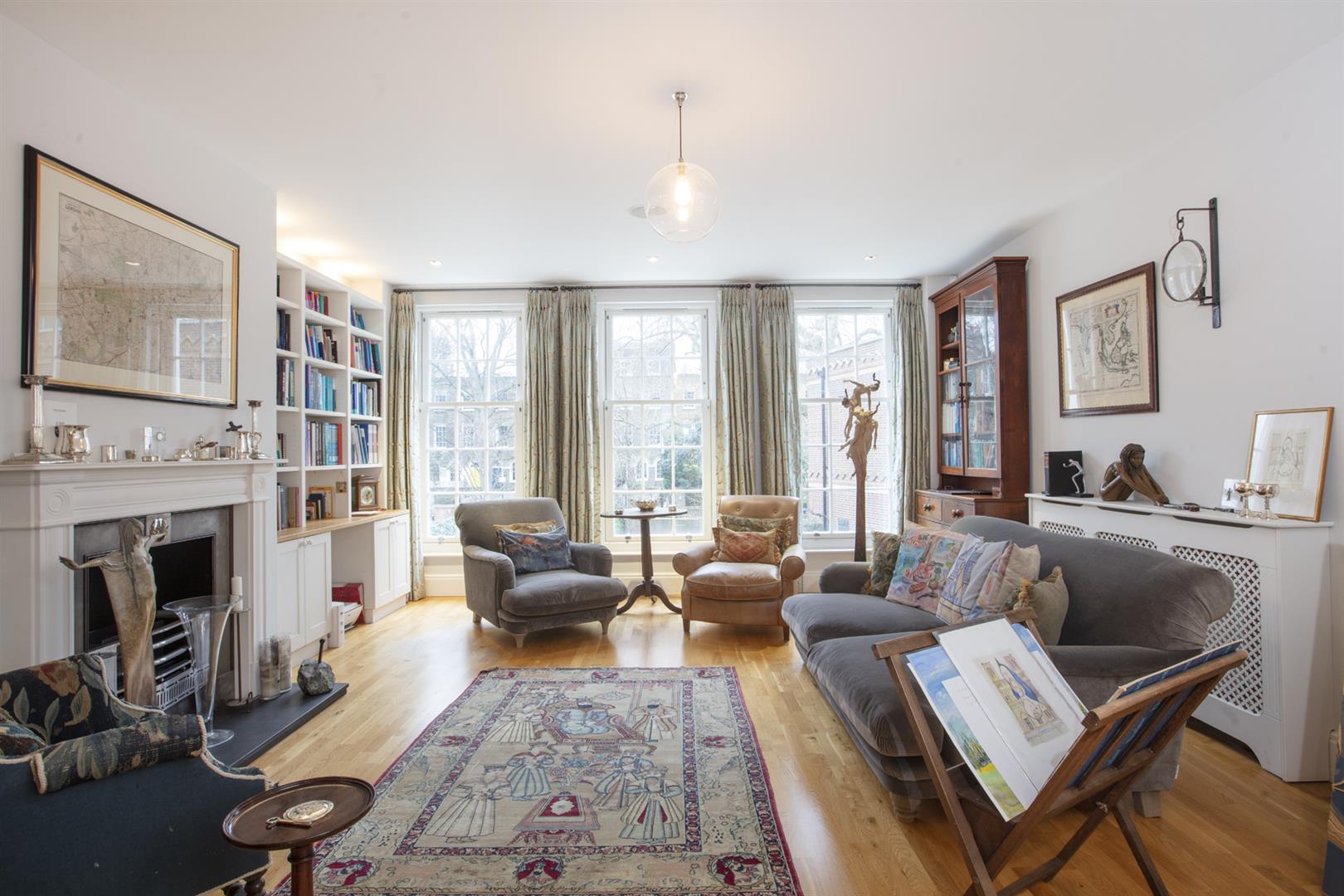House - Terraced For Sale in Camberwell Grove, Camberwell, SE5 1058 view1
