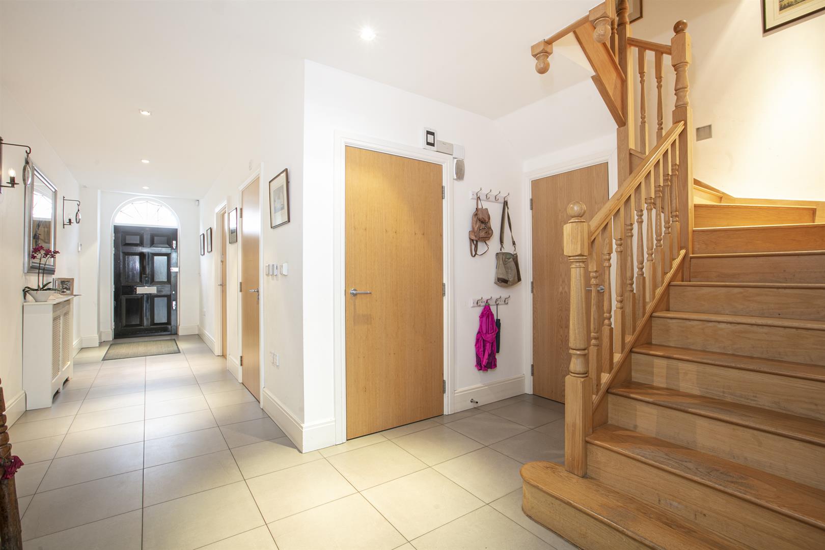 House - Terraced For Sale in Camberwell Grove, Camberwell, SE5 1058 view10