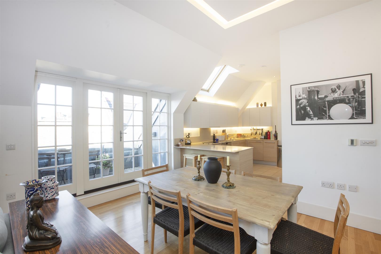 Flat - Conversion Sold in Camberwell Grove, Camberwell, SE5 1059 view5