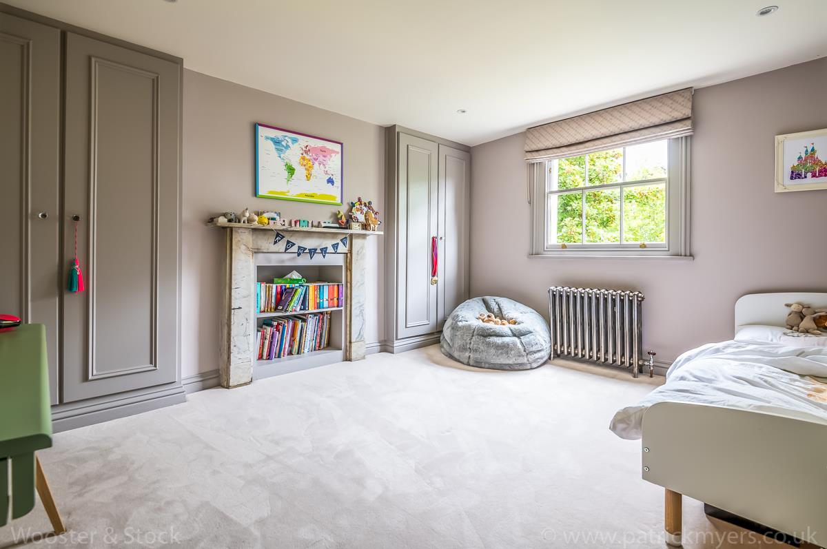 House - Semi-Detached Sold in Camberwell Grove, Camberwell, SE5 876 view30