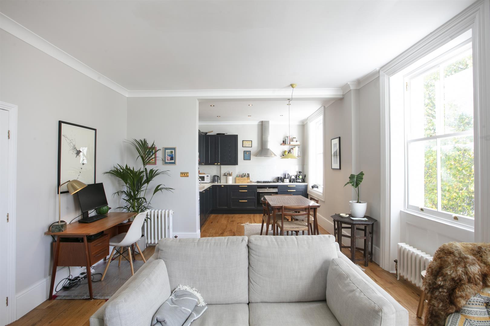 Flat - Conversion Sold in Camberwell Grove, Camberwell, SE5 879 view3