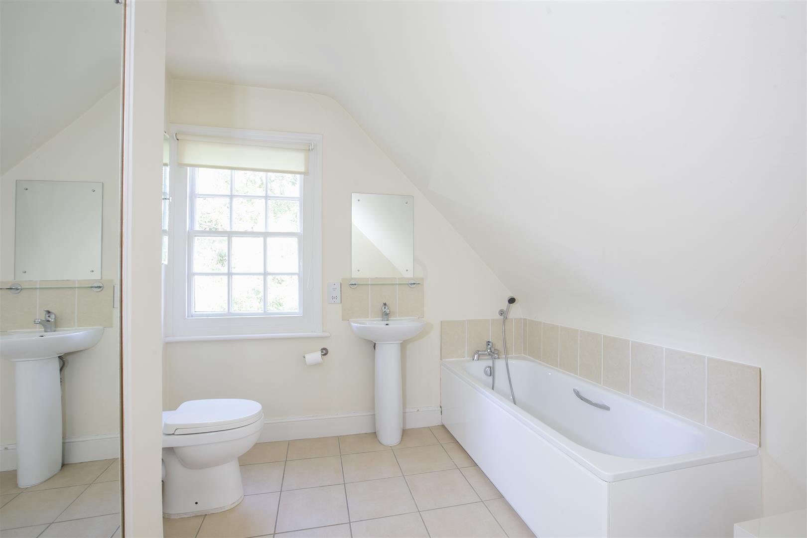House - Detached Under Offer in Champion Hill, Camberwell, SE5 800 view36