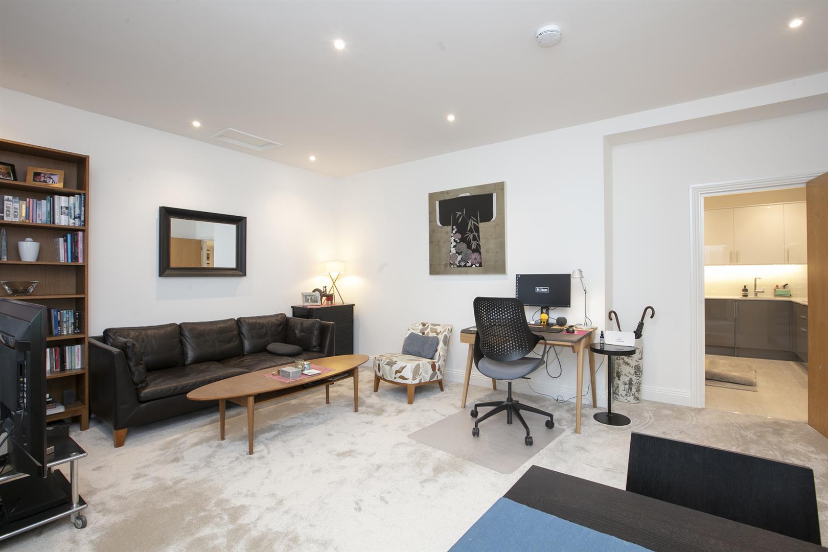 Flat/Apartment For Sale in Coleman Road, Camberwell, SE5 908 view7