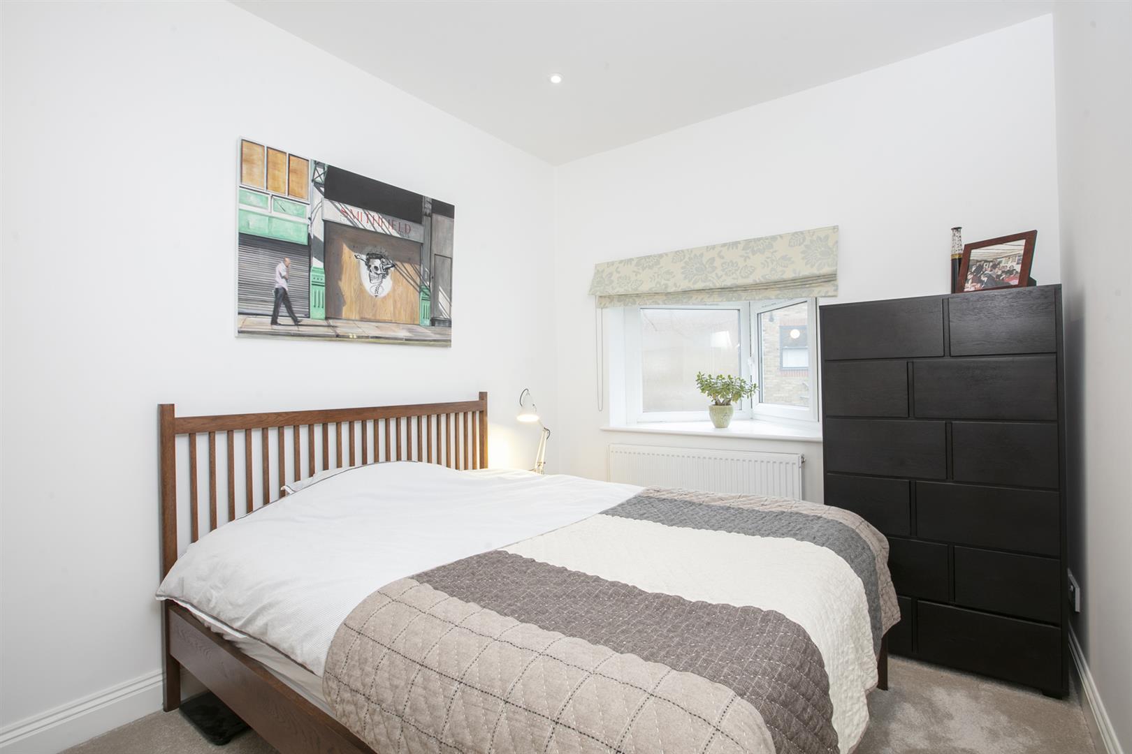 Flat/Apartment For Sale in Coleman Road, Camberwell, SE5 908 view11