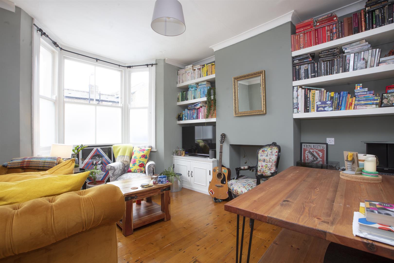 Flat - Conversion Sold in Colls Road, Peckham, SE15 1071 view2