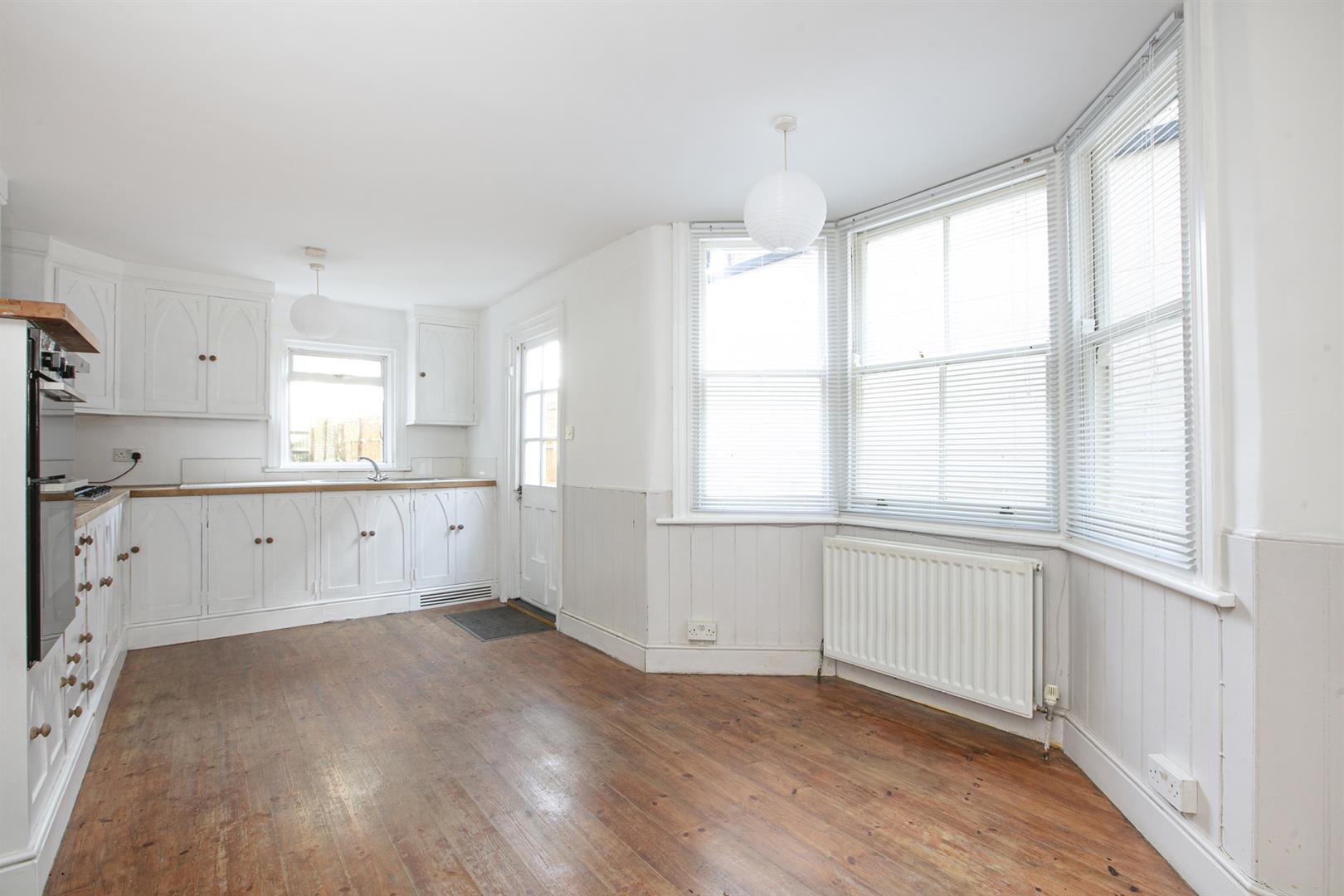 House - Terraced For Sale in Consort Road, Peckham, SE15 894 view20
