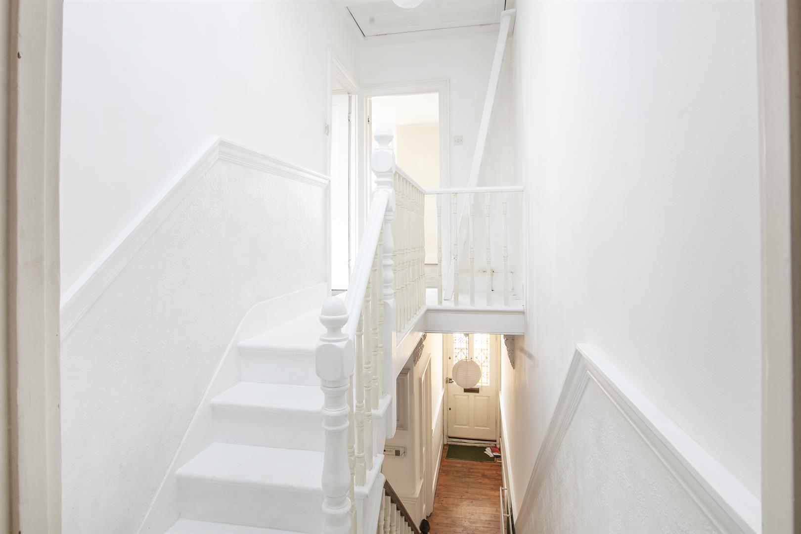 House - Terraced For Sale in Consort Road, Peckham, SE15 894 view28