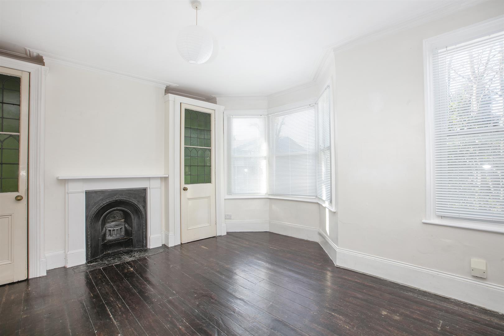 House - Terraced For Sale in Consort Road, Peckham, SE15 894 view24