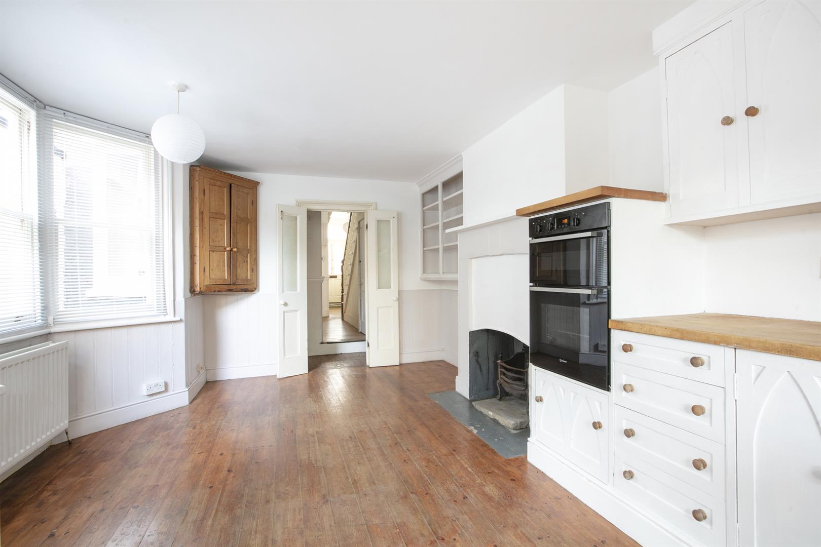 House - Terraced For Sale in Consort Road, Peckham, SE15 894 view12