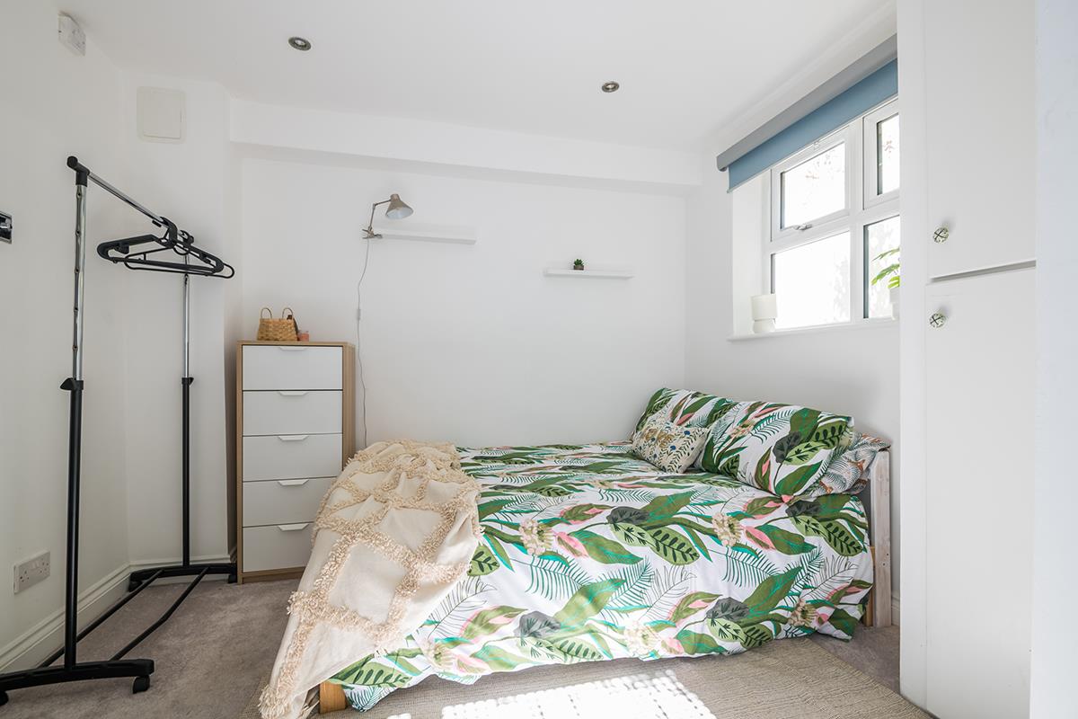 Flat - Conversion Under Offer in Dagmar Road, Camberwell, SE5 974 view16