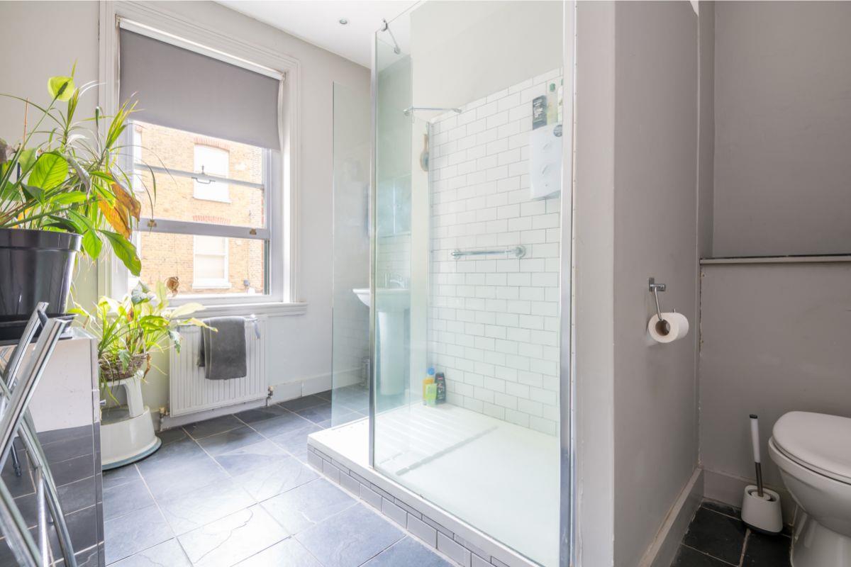 House - Terraced For Sale in Datchelor Place, Camberwell, SE5 969 view14