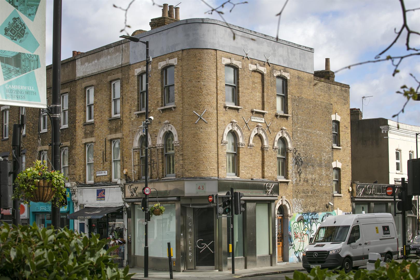 Commercial For Sale in Denmark Hill, London, SE5 1032 view1