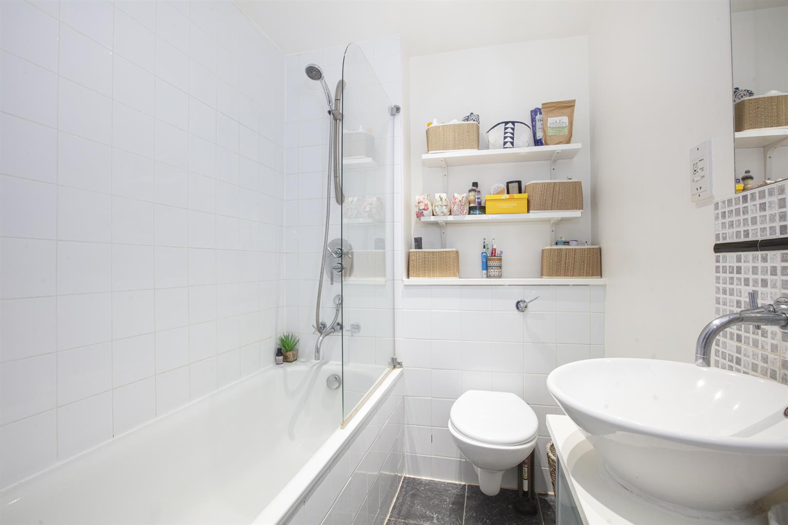 Flat - Conversion Sold in Gables Close, Camberwell, SE5 1048 view11