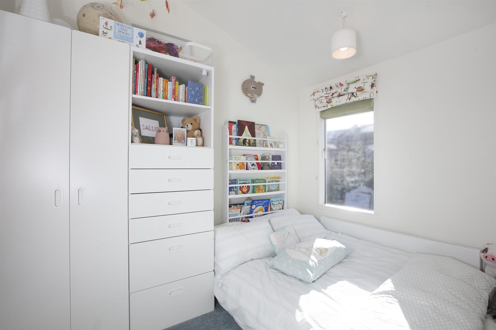 House - Terraced For Sale in Gairloch Road, Camberwell, SE5 909 view11