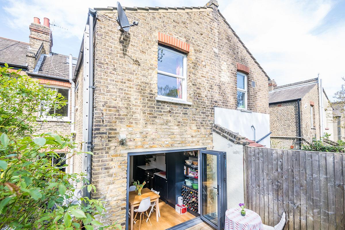 House - Terraced For Sale in Gipsy Road, West Norwood, SE27 935 view10