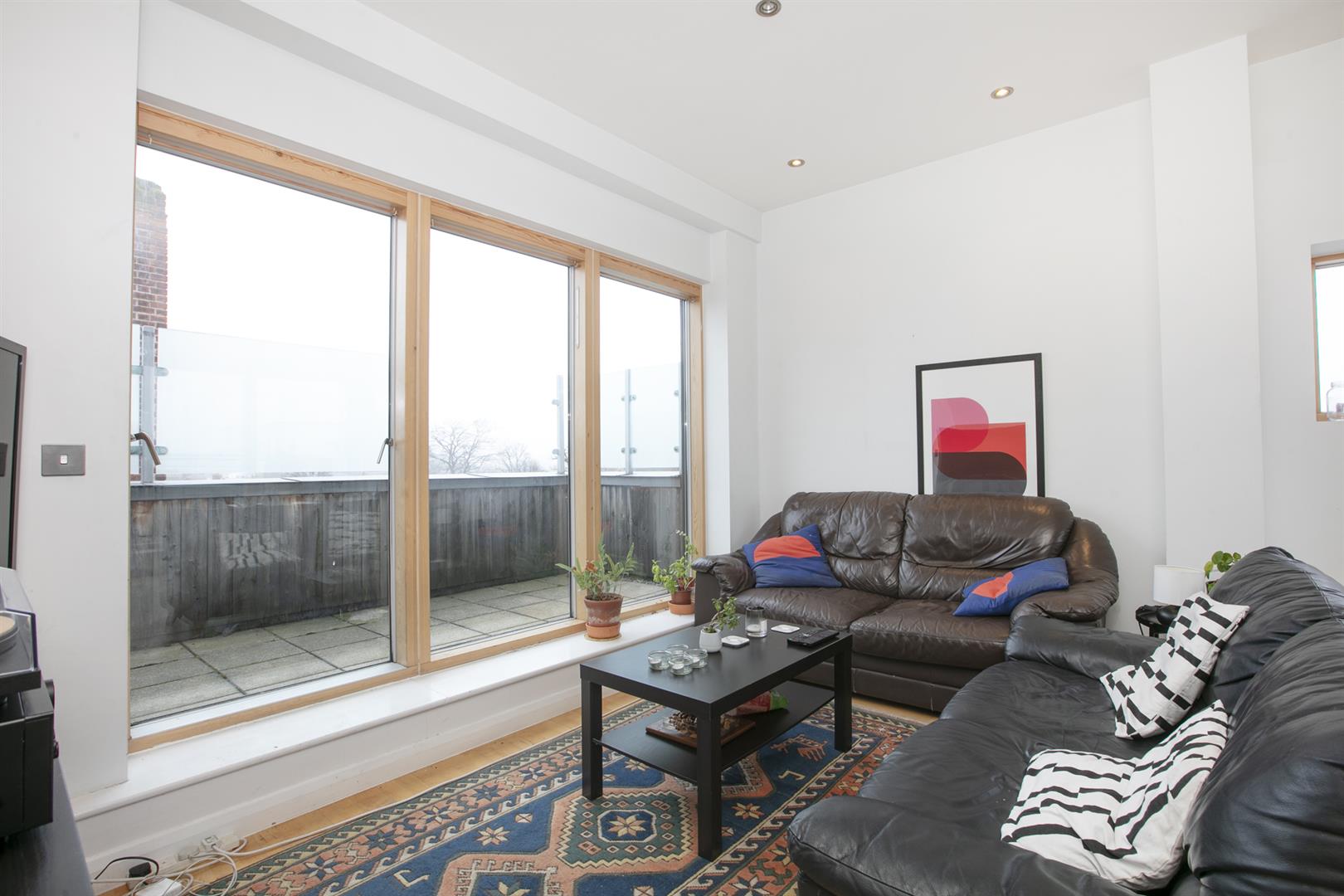 Flat/Apartment Sold in Gordon Road, Nunhead, SE15 1036 view5