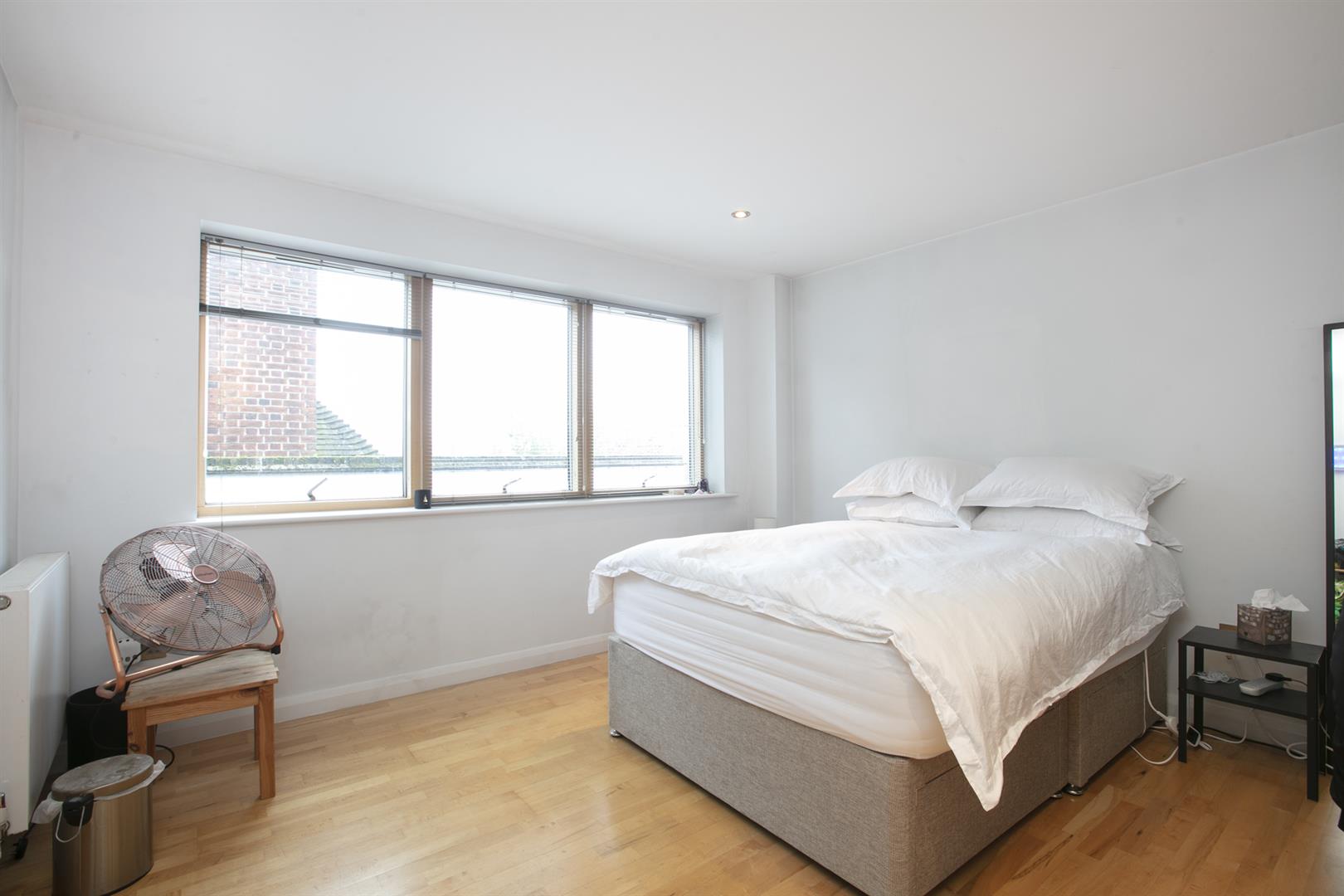 Flat/Apartment Sold in Gordon Road, Nunhead, SE15 1036 view10