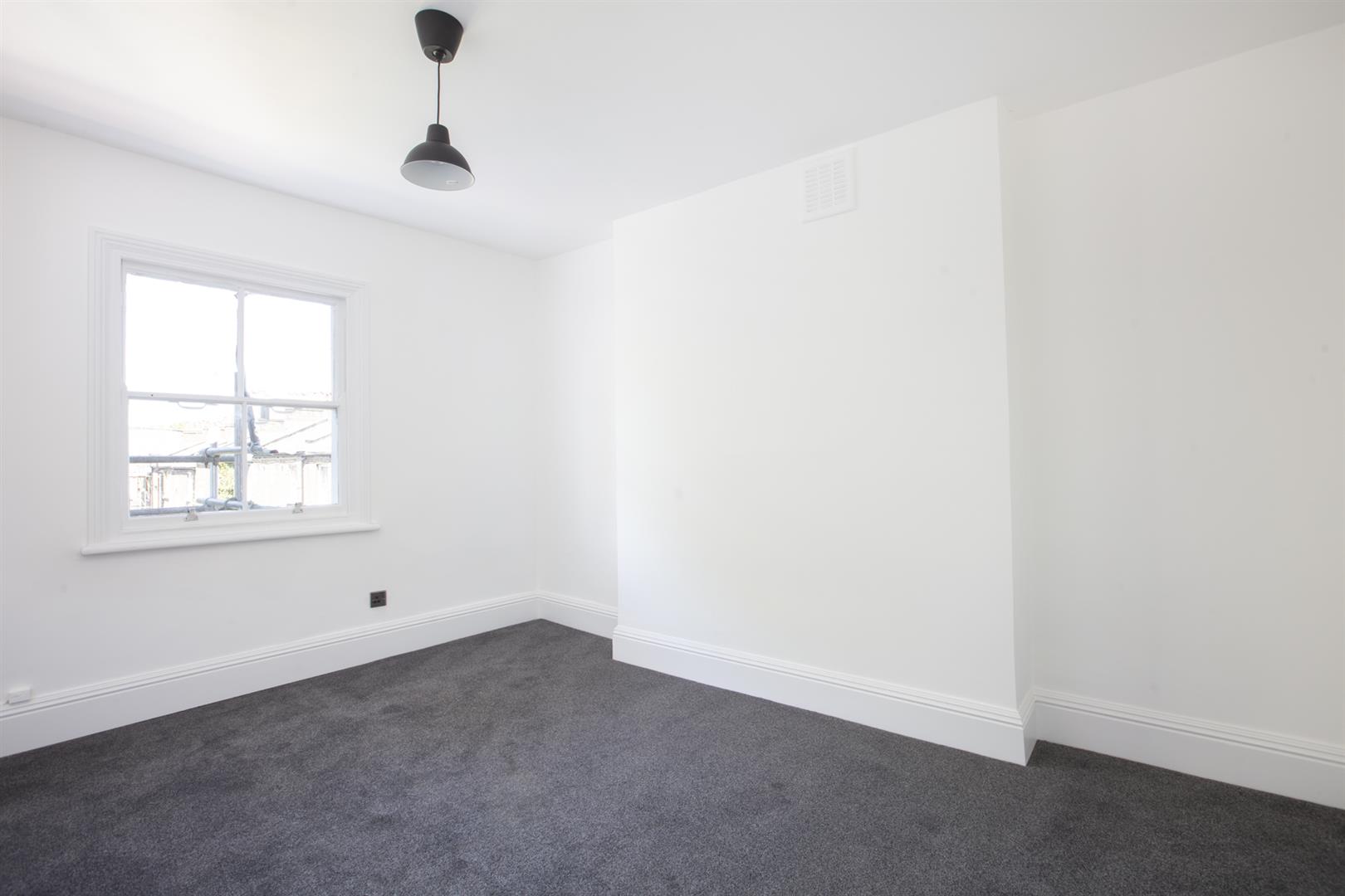 Flat - Conversion For Sale in Graces Road, Camberwell, SE5 963 view17