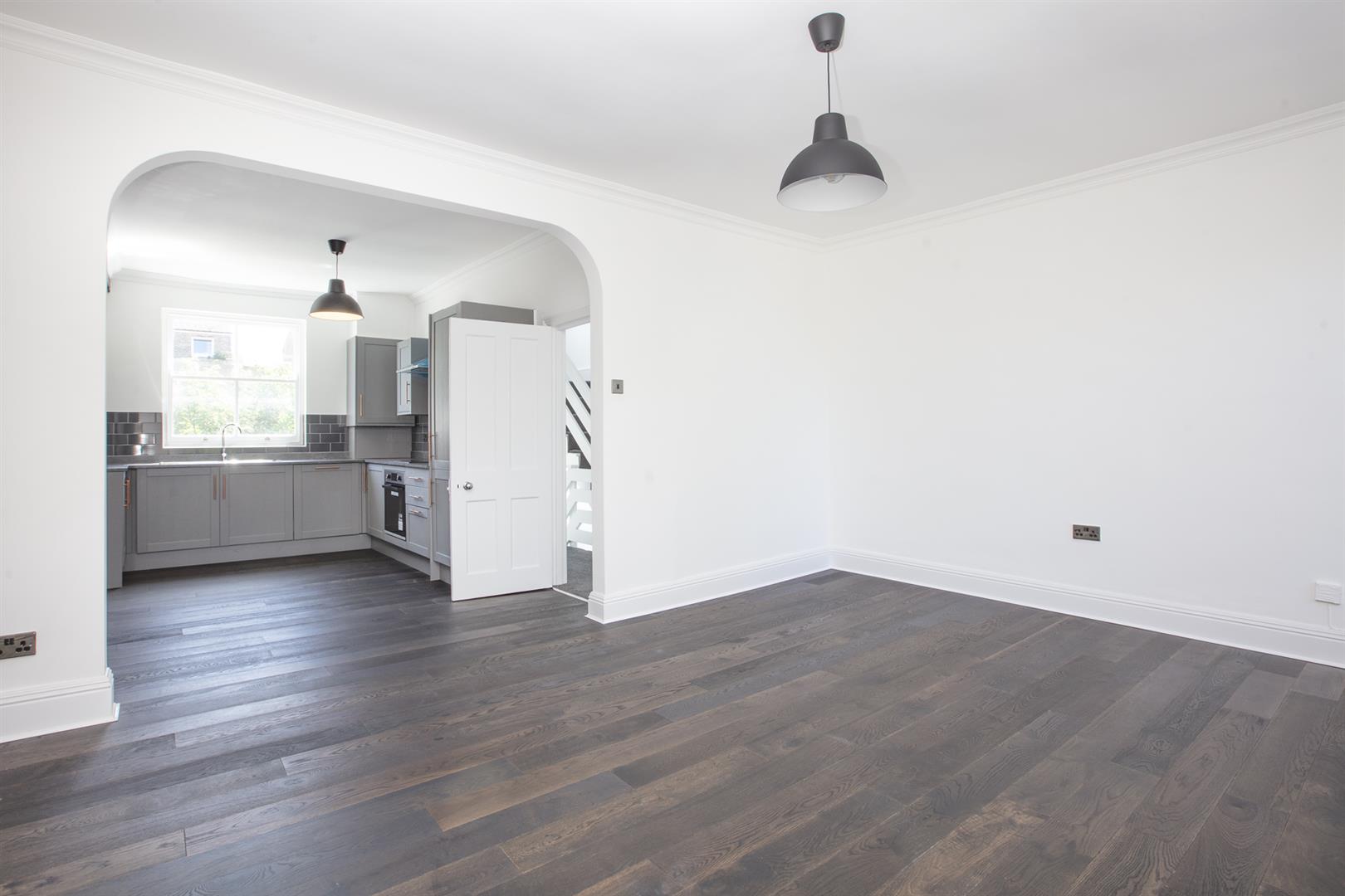 Flat - Conversion For Sale in Graces Road, Camberwell, SE5 963 view10