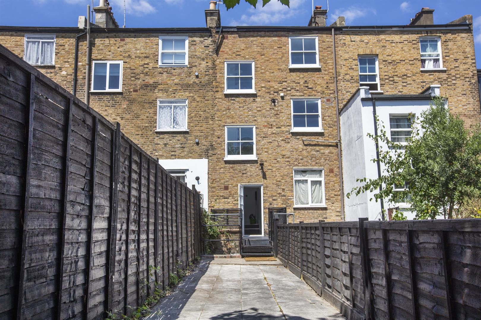 Flat - Conversion For Sale in Graces Road, Camberwell, SE5 963 view12
