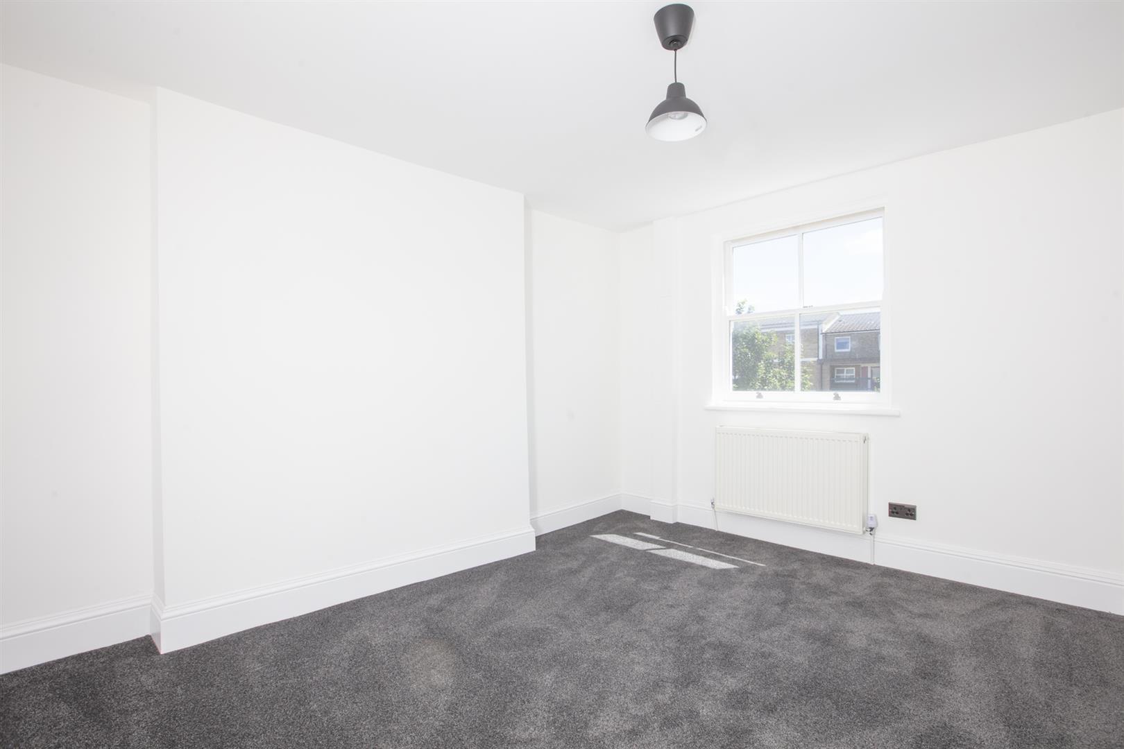 Flat - Conversion For Sale in Graces Road, Camberwell, SE5 963 view18