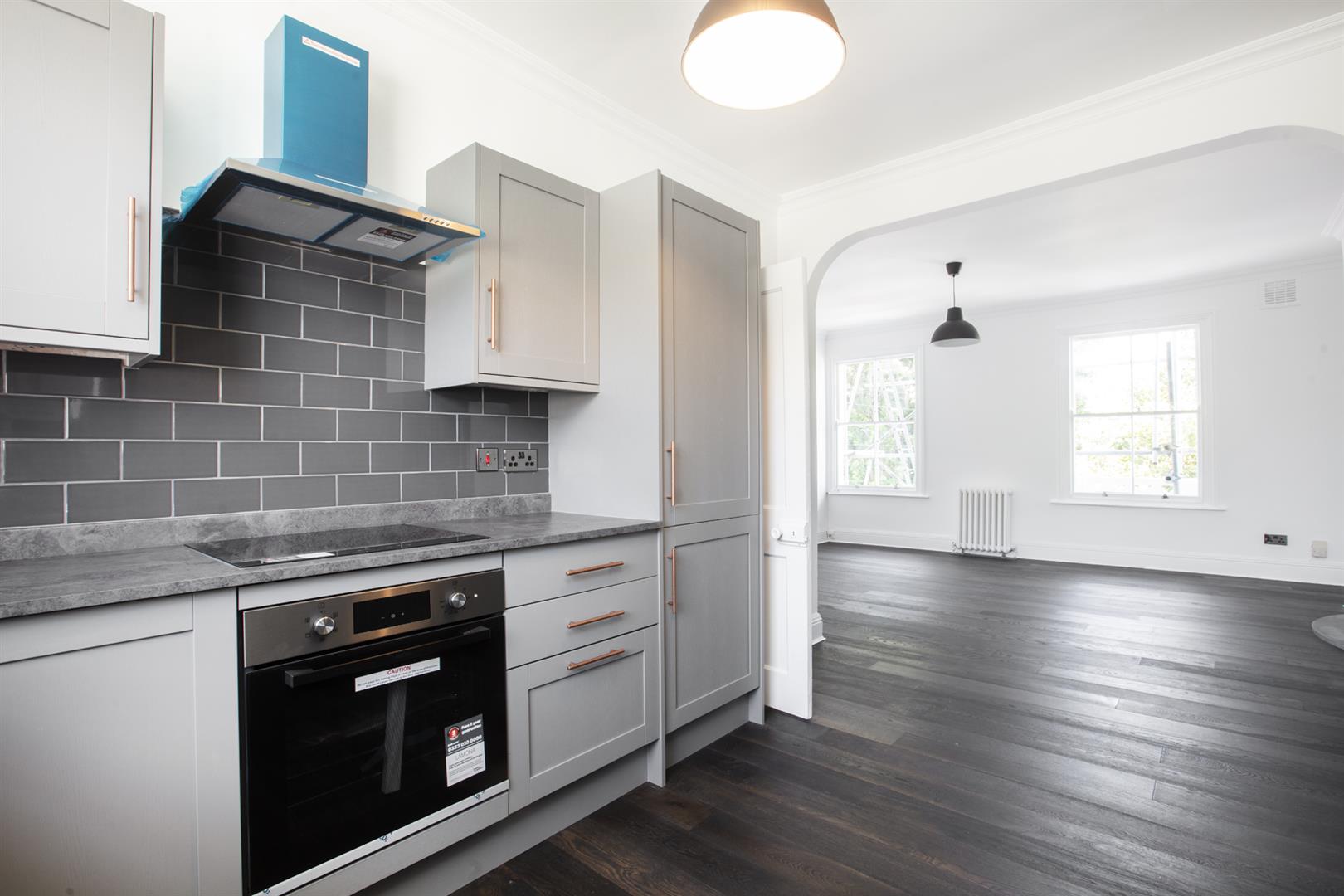 Flat - Conversion For Sale in Graces Road, Camberwell, SE5 963 view1