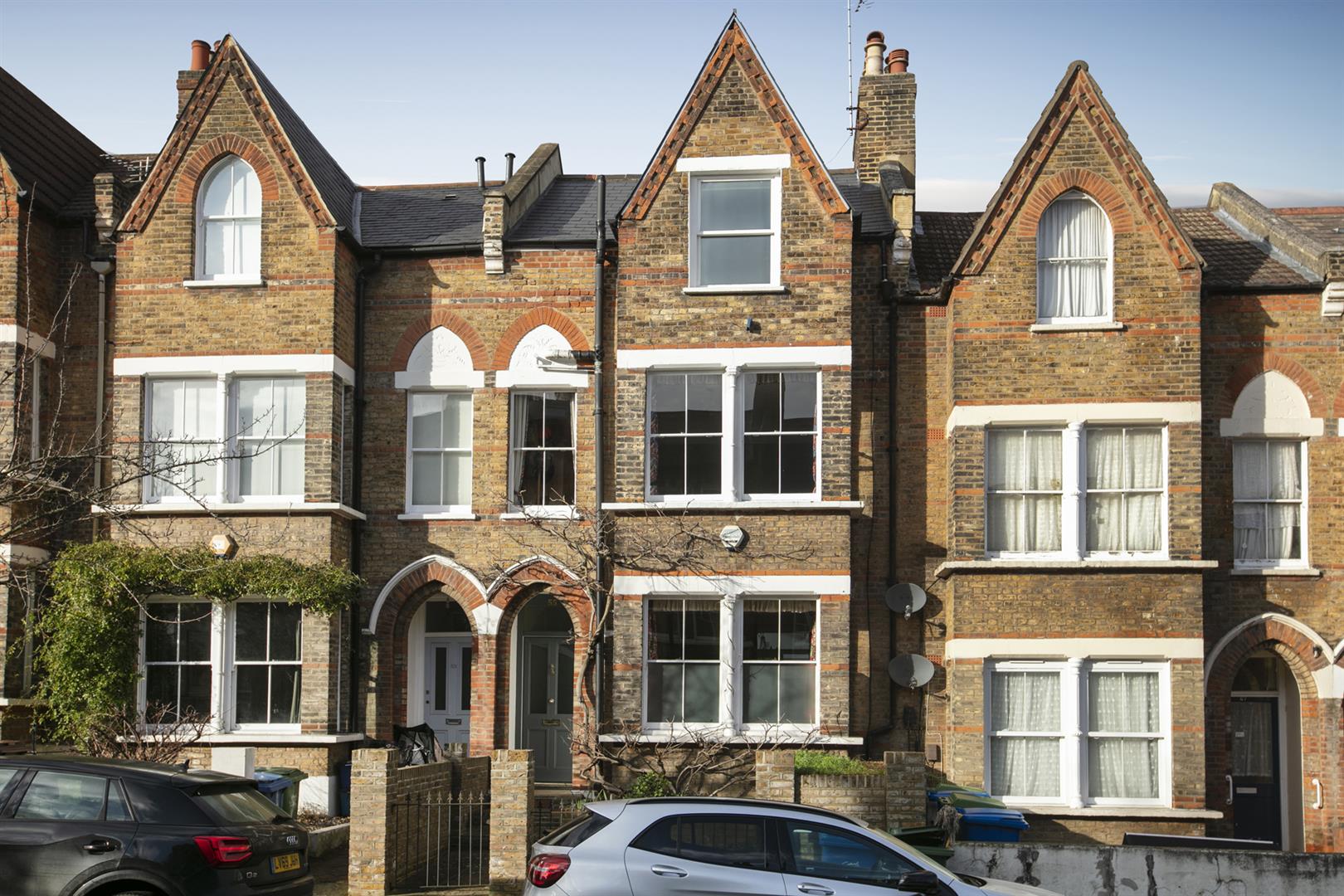 House - Terraced Sold in Grove Hill Road, Camberwell, SE5 897 view1