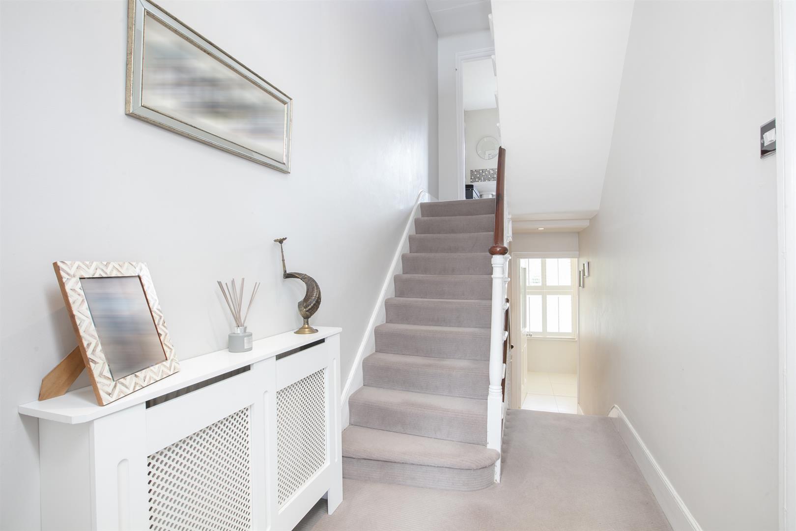 House - Terraced Under Offer in Grove Hill Road, Camberwell, SE5 957 view33