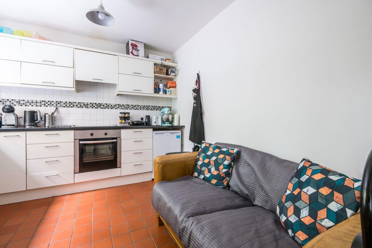 Flat - Conversion For Sale in Grove Lane, Camberwell, SE5 968 view8