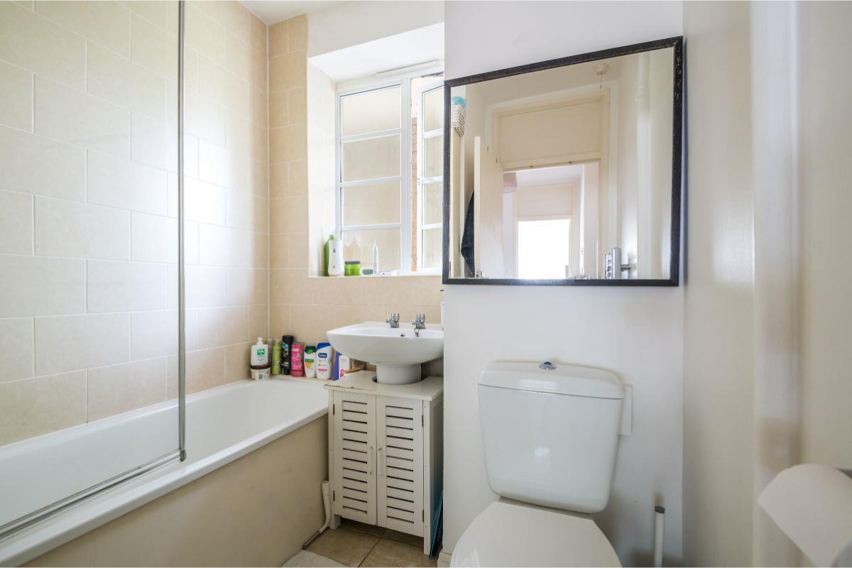 Flat - Conversion For Sale in Grove Lane, Camberwell, SE5 968 view13