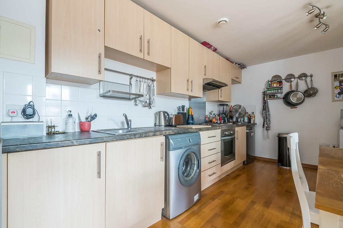 Flat/Apartment For Sale in Grove Lane, Camberwell, SE5 971 view6