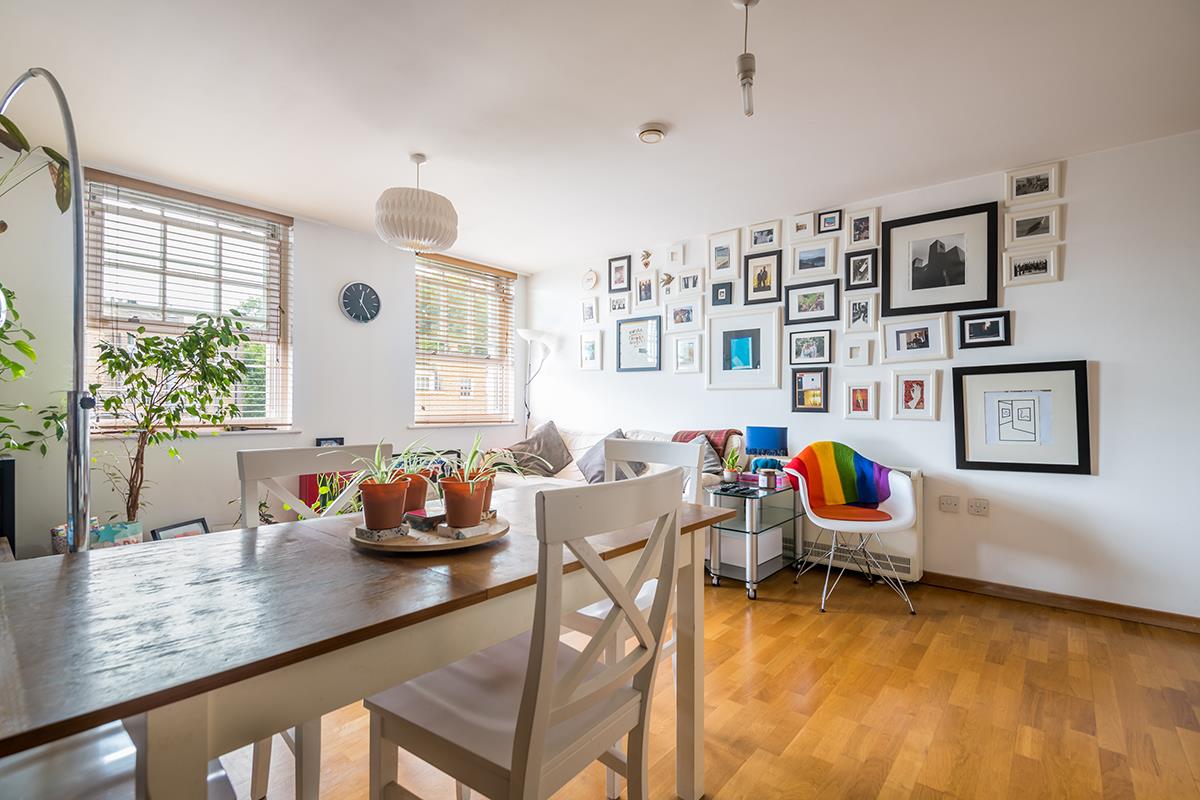 Flat/Apartment For Sale in Grove Lane, Camberwell, SE5 971 view5