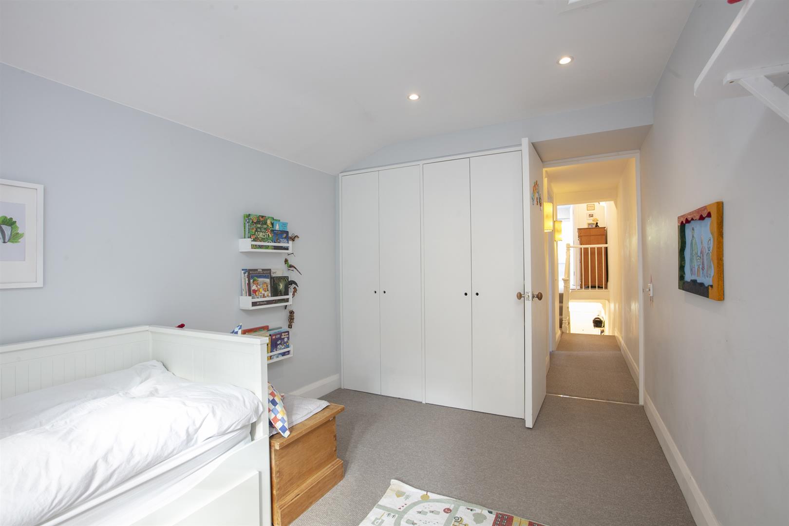 House - Terraced For Sale in Hollydale Road, Nunhead, SE15 1157 view23