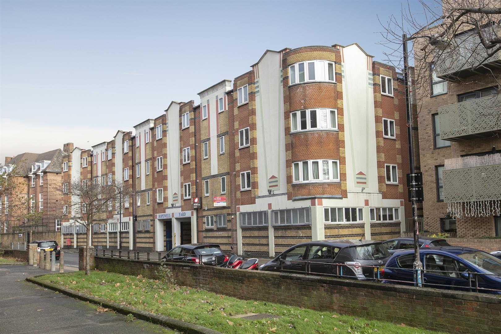 Flat - Purpose Built Sale Agreed in Hopewell Street, Camberwell, SE5 890 view9