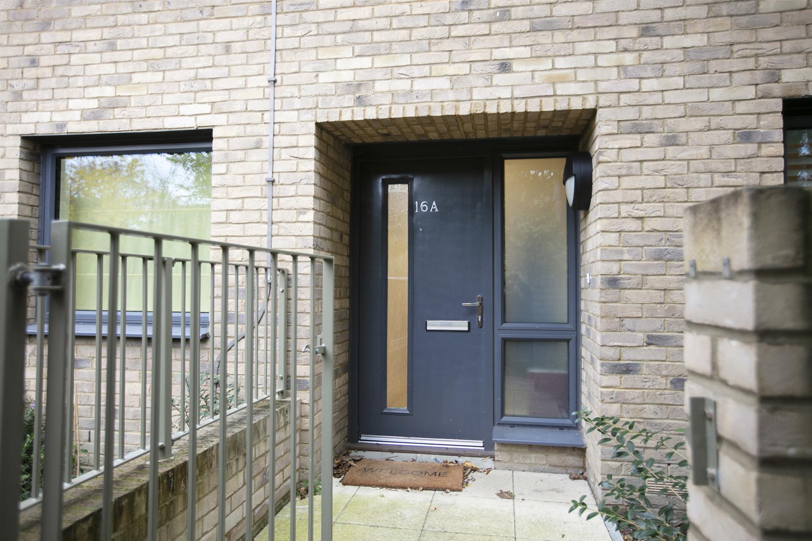 Flat - Purpose Built Under Offer in Horsnell Close, Camberwell, SE5 886 view14