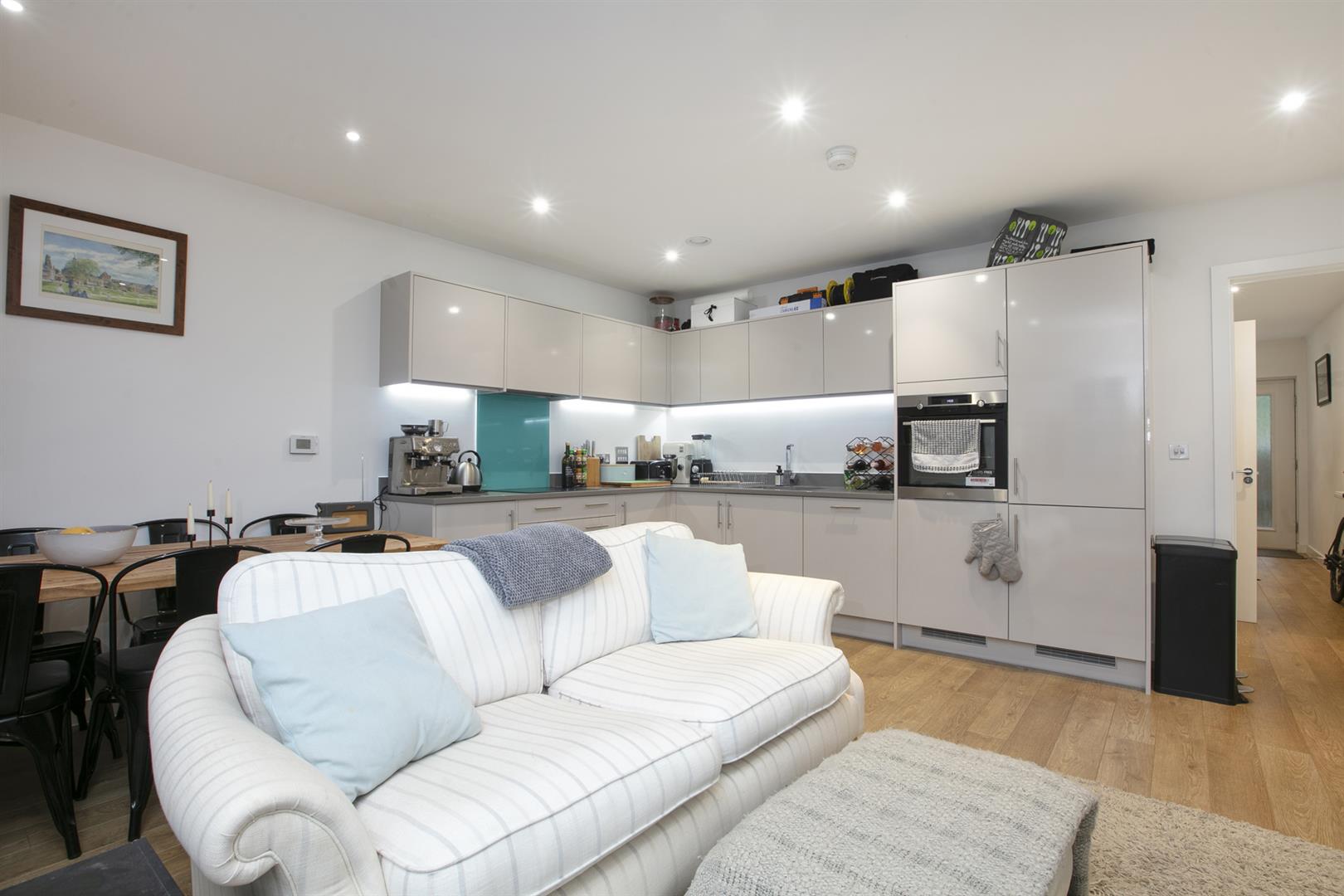 Flat - Purpose Built Under Offer in Horsnell Close, Camberwell, SE5 886 view7