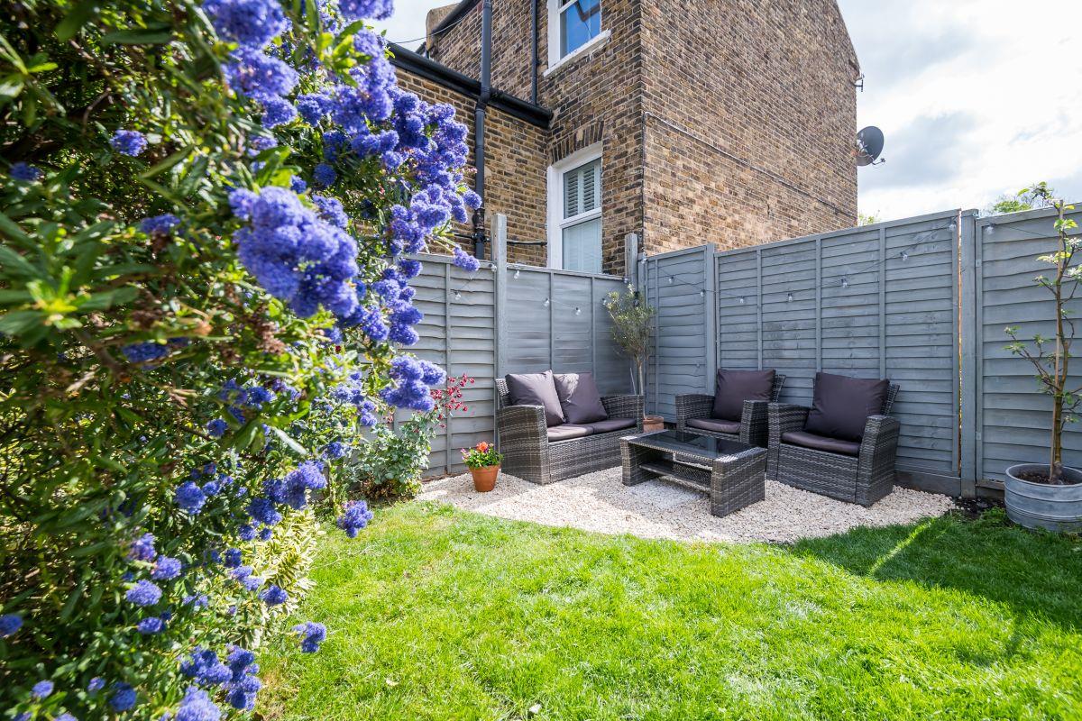 House - Terraced Sale Agreed in Howbury Road, Nunhead, SE15 942 view14