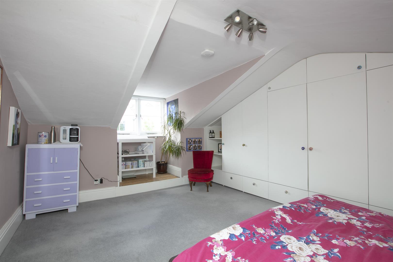 House - End Terrace For Sale in Kenbury Street, Camberwell, SE5 951 view14