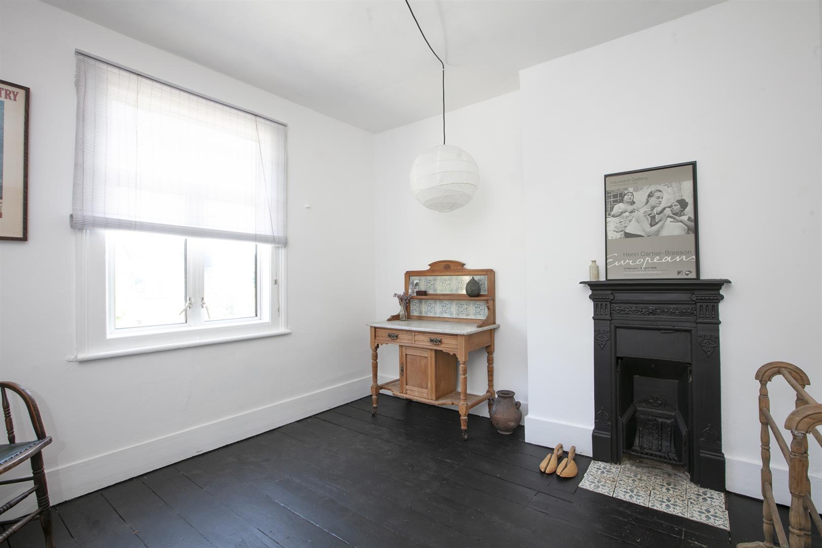 House - Terraced Sold in Kilmorie Road, Forest Hill, SE23 862 view22