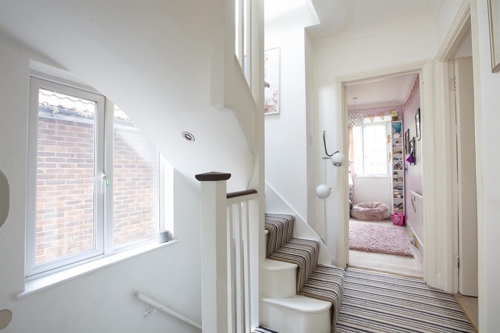 House - Semi-Detached Sold in Love Walk, Camberwell, SE5 797 view24