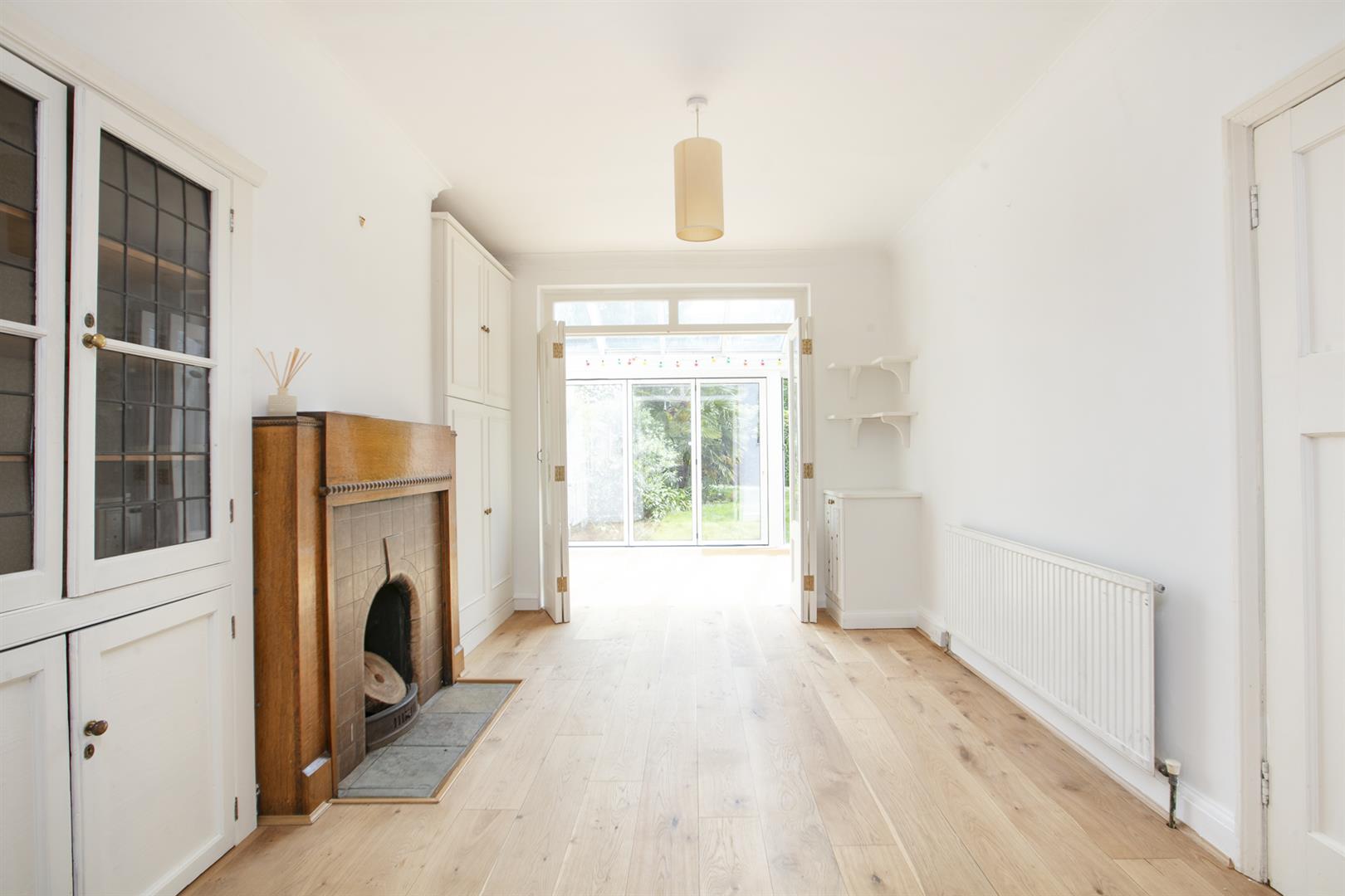 House - Semi-Detached Sold in Love Walk, Camberwell, SE5 797 view8