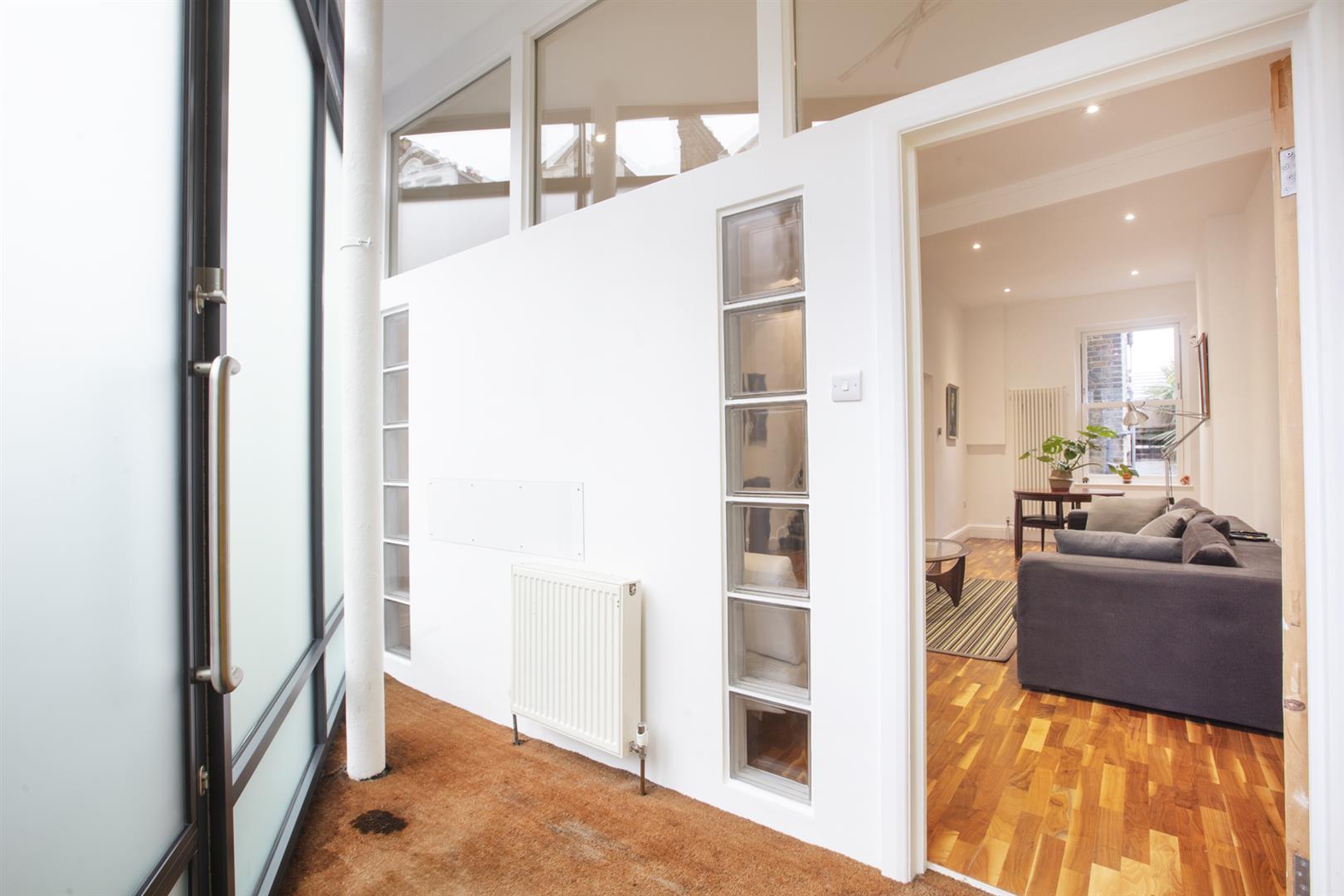 House - Terraced For Sale in Lyndhurst Grove, Peckham, SE15 1031 view15