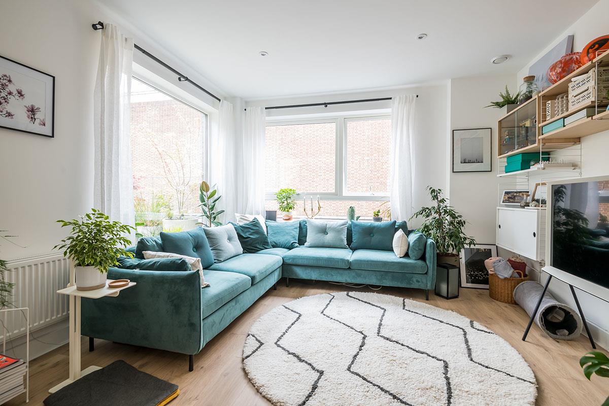 House - Terraced For Sale in Medlar Street, Camberwell, SE5 941 view3