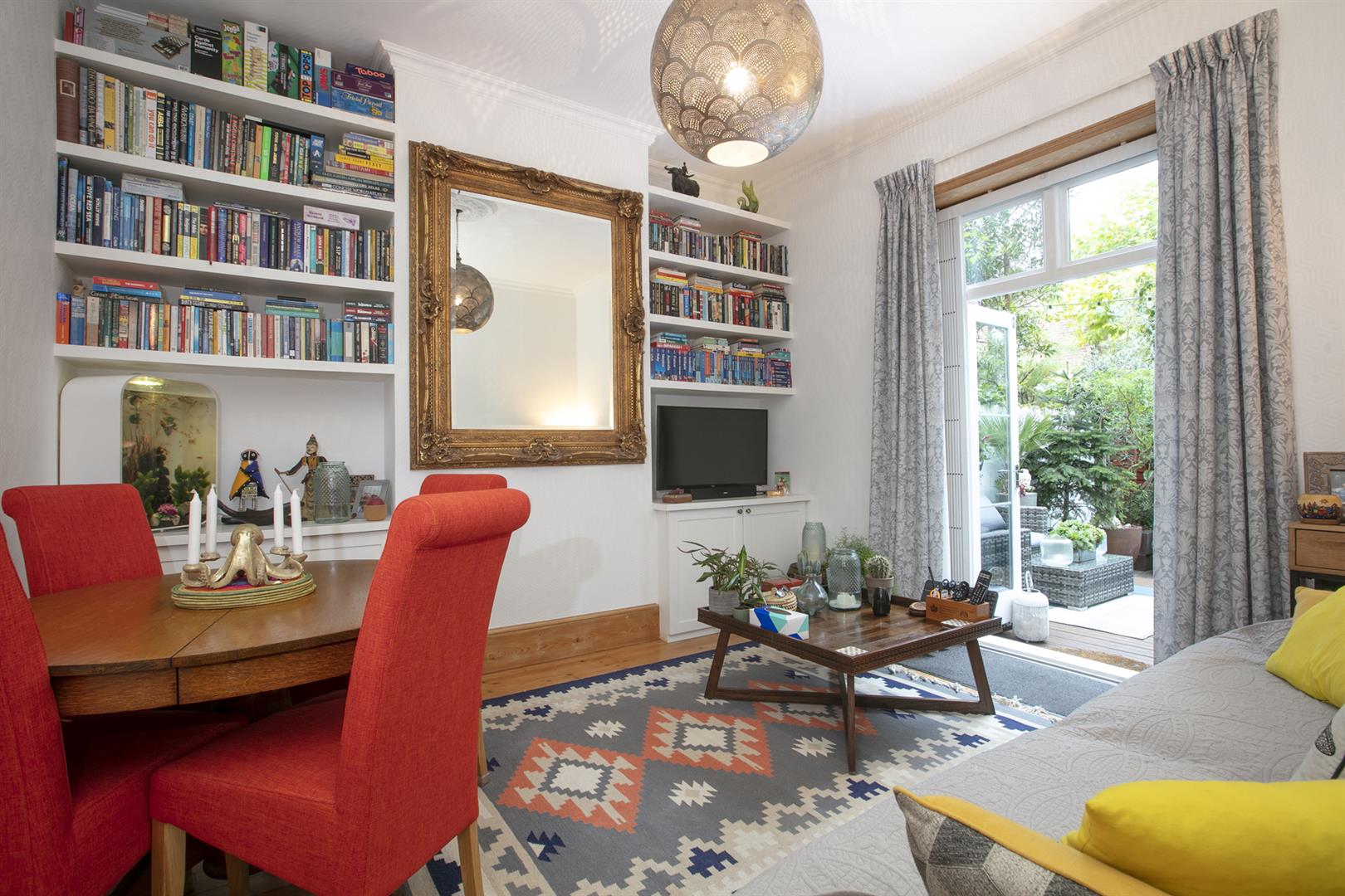 Flat - Conversion Sold in Newent Close, Peckham, SE15 1070 view5