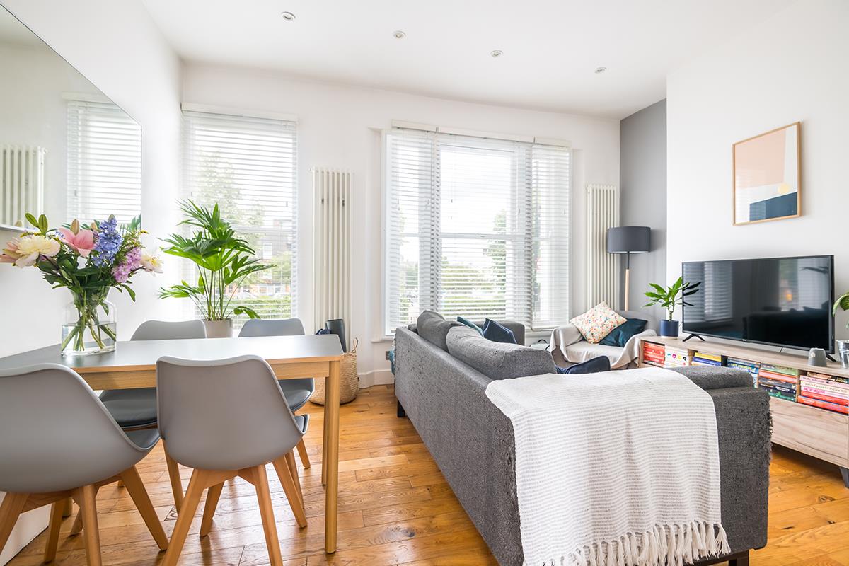 Flat - Conversion Under Offer in Nunhead Green, Camberwell, SE5 967 view3